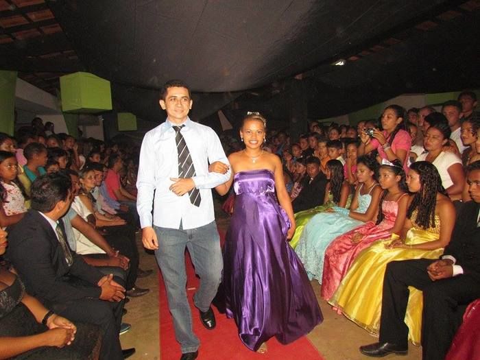 Alunos de escolas municipais colam grau no interior do município - Imagem 44