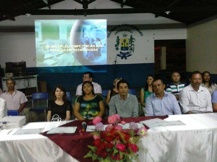 Mais qualificação – Prefeitura entrega certificados de conclusão a 78 formandos de vários cursos do PRONATEC em Itainópolis - Imagem 25