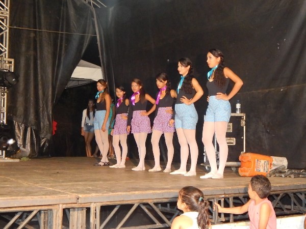 Apresentações Culturais com a Cia de Dança  - Imagem 2