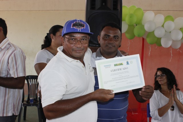 120 alunos dos cursos do PRONATEC recebem Certificados no município de Miguel Alves  - Imagem 18