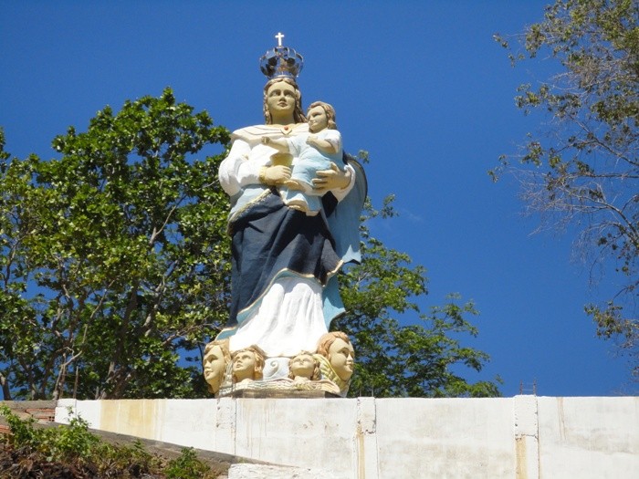 Prefeito entrega à comunidade religiosa a nova imagem da Virgem dos Remédios! - Imagem 2