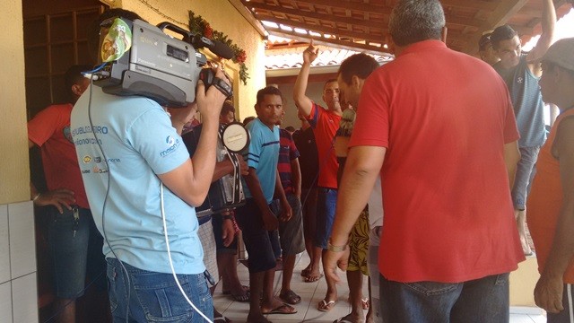 Prefeito Zé Resende comandou a gravação do CD de Reisado 2015 - Imagem 13