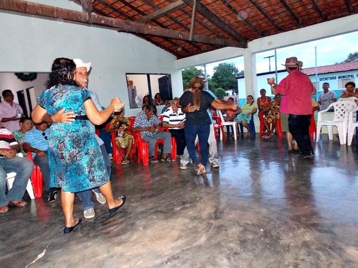 Secretaria de Assistência Social promove confraternização para os Idosos do município  - Imagem 10