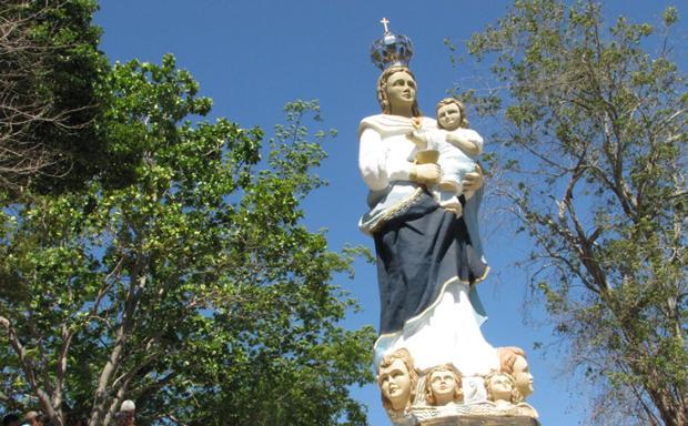 Prefeito entrega à comunidade religiosa a nova imagem da Virgem dos Remédios! - Imagem 4