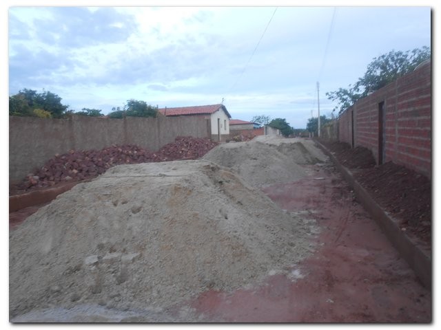 Prefeitura Municipal de Inhuma calça o Bairro Meireles - Imagem 3