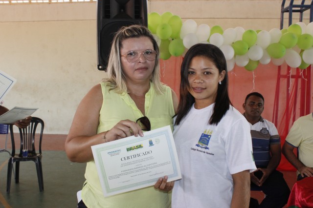 120 alunos dos cursos do PRONATEC recebem Certificados no município de Miguel Alves  - Imagem 34