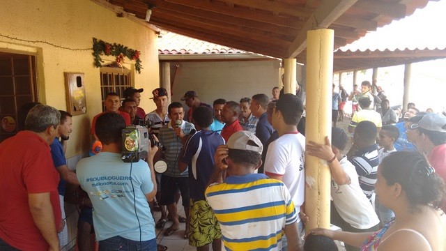 Prefeito Zé Resende comandou a gravação do CD de Reisado 2015 - Imagem 2