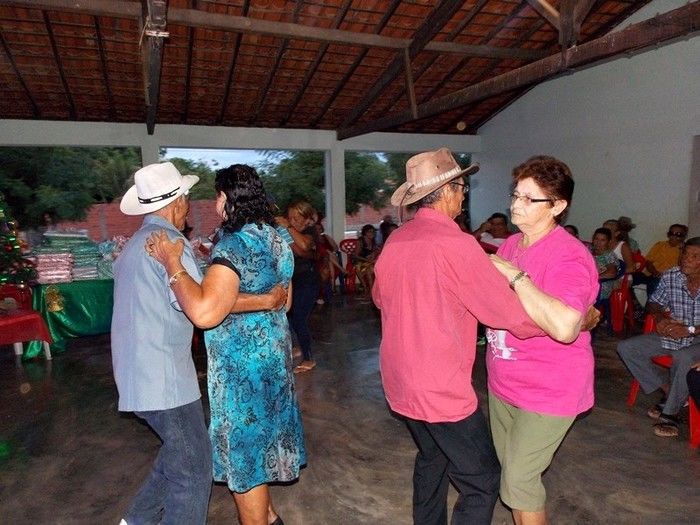 Secretaria de Assistência Social promove confraternização para os Idosos do município  - Imagem 9
