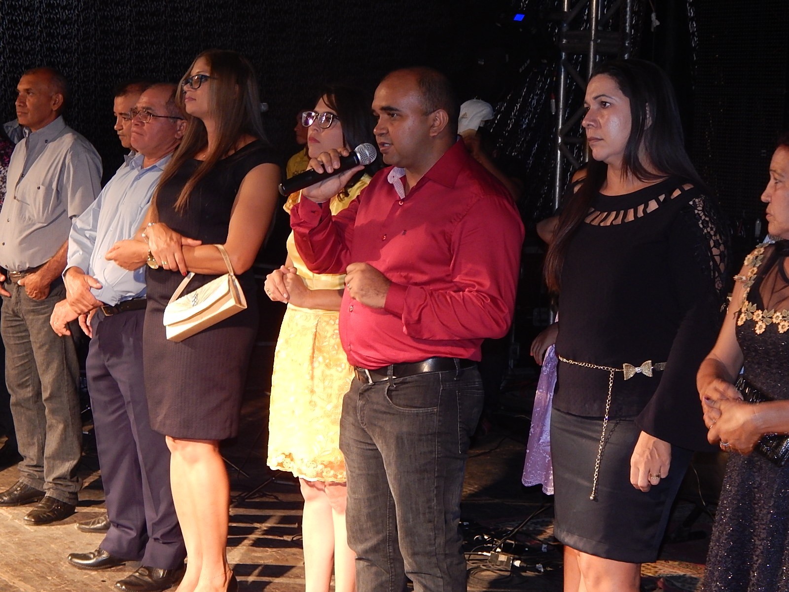 Autoridades participam da programação do aniversário da cidade