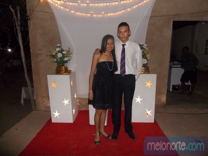 Colação de grau do 9º ano dos alunos da escola Dirceu Mendes Arcoverde - Imagem 7