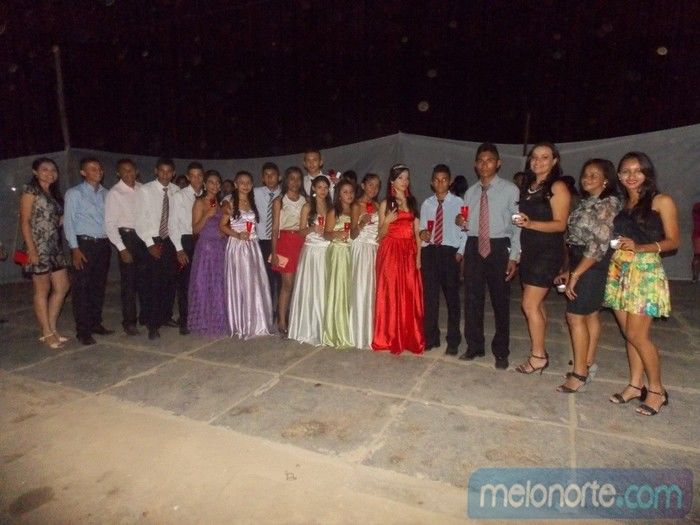 Colação de grau do 9º ano dos alunos da escola Dirceu Mendes Arcoverde - Imagem 114