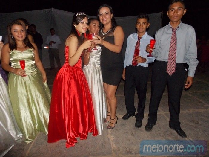 Colação de grau do 9º ano dos alunos da escola Dirceu Mendes Arcoverde - Imagem 107