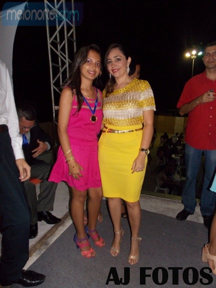 Solenidade de premiação entrega de medalhas U.E Paulo Ferraz - Imagem 60