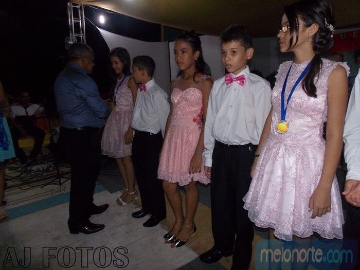 Solenidade de premiação entrega de medalhas U.E Paulo Ferraz - Imagem 18