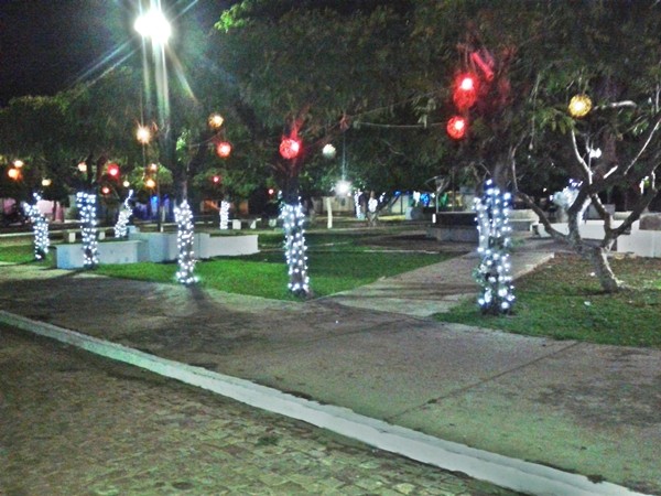 Prefeitura de Prata do Piauí finaliza a 1ª Decoração Natalina da cidade - Imagem 8