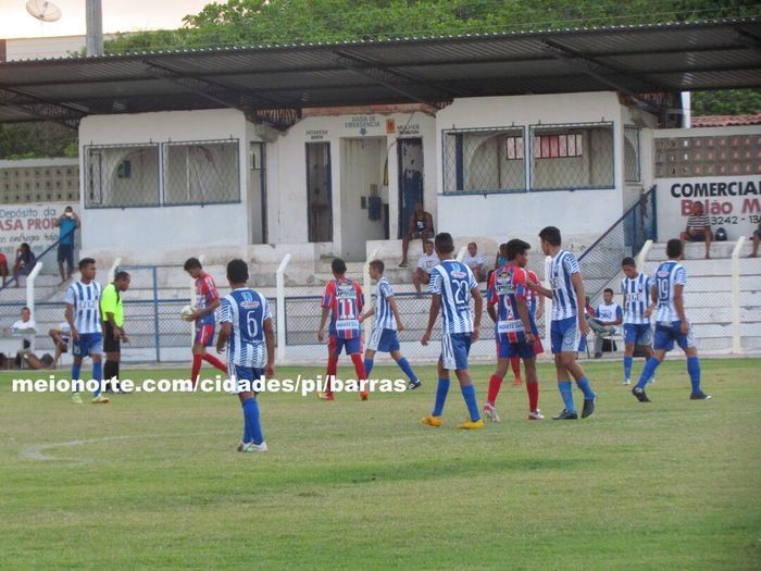 Futebol: Barras vence o Comercial de Campo Maior - Imagem 2