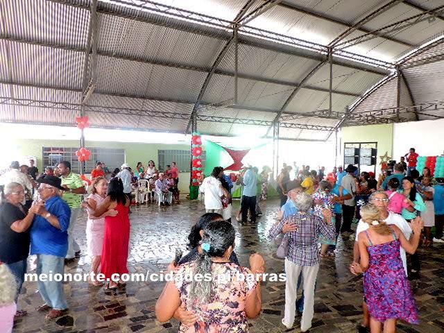 Secretaria de Assistência Social realizou mais um evento com os idosos - Imagem 10