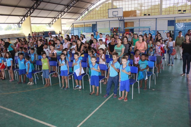 Festa de encerramento do ano letivo para os alunos do PNAIC no Município de Miguel Alves - Imagem 8