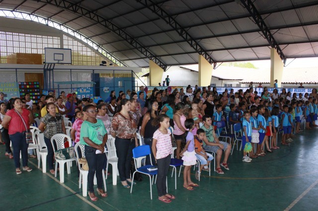 Festa de encerramento do ano letivo para os alunos do PNAIC no Município de Miguel Alves - Imagem 7