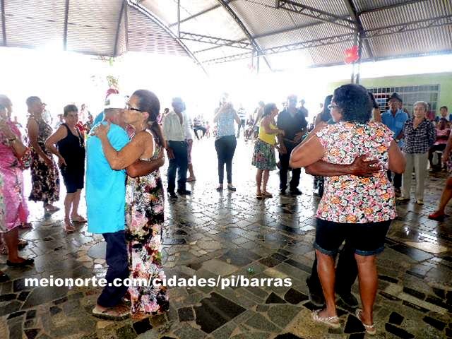 Secretaria de Assistência Social realizou mais um evento com os idosos - Imagem 7