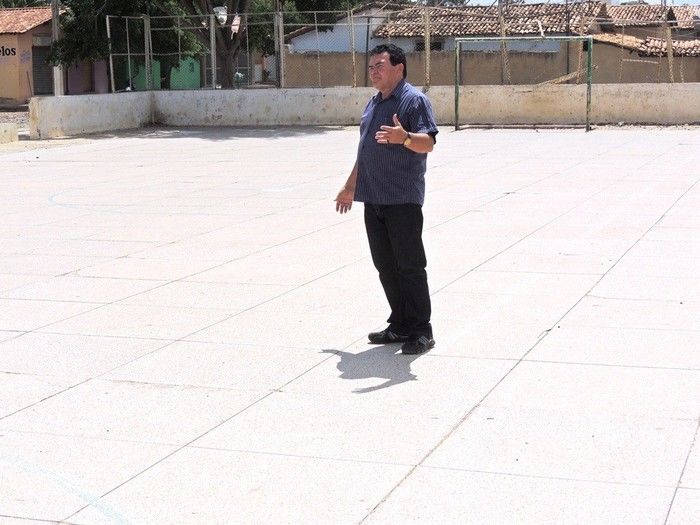 Vereador Chico Zaca visita obras em andamento na cidade - Imagem 7