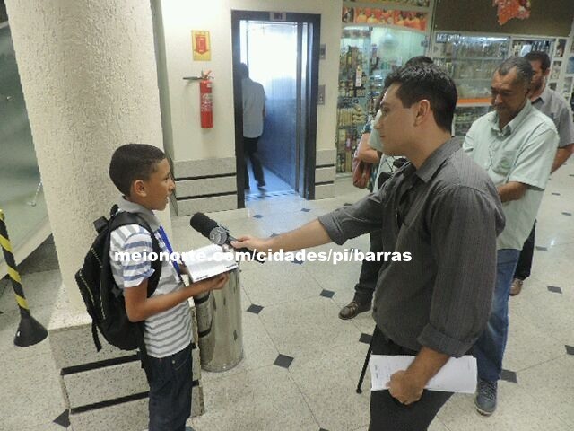 Secretário de educação Claudio Cesar recebe Paulo Henrique no aeroporto de Teresina - Imagem 1