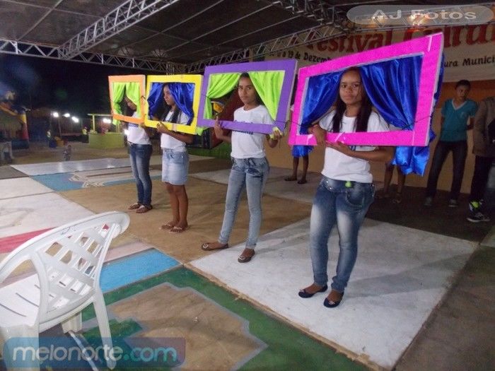 Registros da 2ª noite do VI Festival Cultural  - Imagem 77