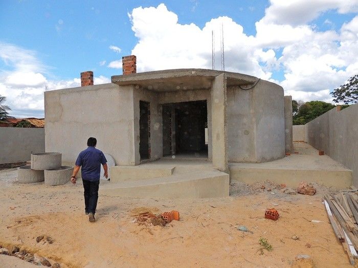 Vereador Chico Zaca visita obras em andamento na cidade - Imagem 31