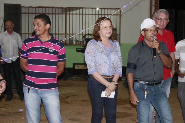 Funcionários participam da Festa de confraternização da Prefeitura de Miguel Alves  Nesta Quinta-Feira (19/12), a Prefeitura de Miguel realizou a conf - Imagem 30