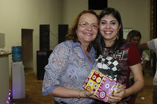 Funcionários participam da Festa de confraternização da Prefeitura de Miguel Alves  Nesta Quinta-Feira (19/12), a Prefeitura de Miguel realizou a conf - Imagem 47