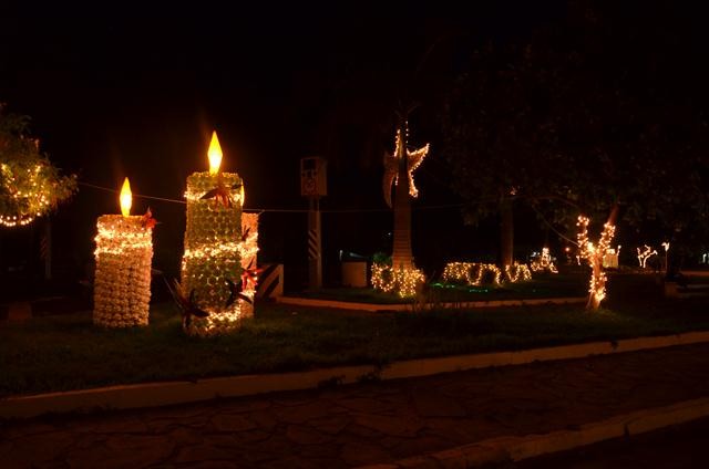 Cidade de Ipiranga recebeu Decoração de Natal - Imagem 7