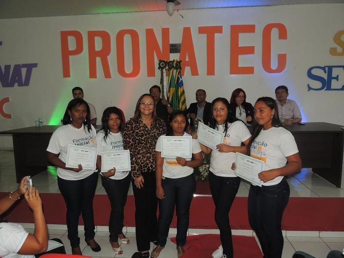 PRONATEC Água Branca certifica 110 alunos em diversos cursos - Imagem 8