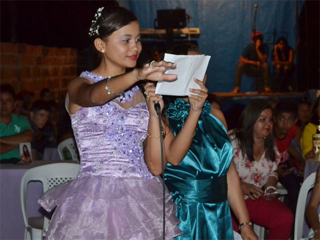 Concludentes da Escola Nova Veneza recebem outorga de grau - Imagem 31