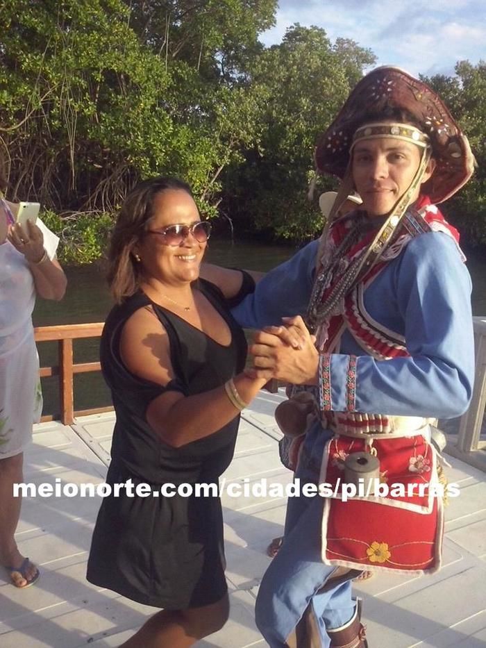 Turma de Barras anima os pontos turísticos de João Pessoa. - Imagem 8