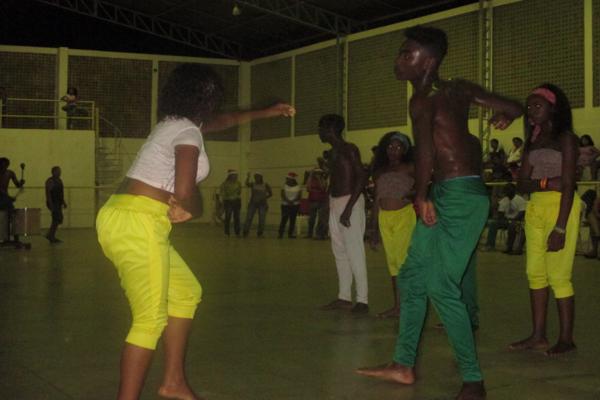 Secretaria de Assistência Social realiza evento para marcar o encerramento das atividades ano 2014 - Imagem 153