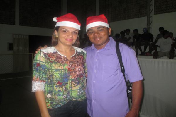 Secretaria de Assistência Social realiza evento para marcar o encerramento das atividades ano 2014 - Imagem 15