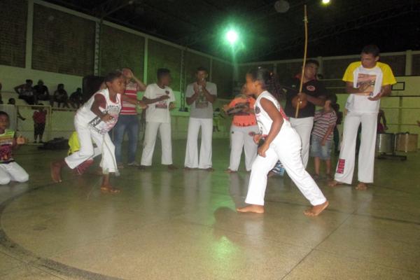 Secretaria de Assistência Social realiza evento para marcar o encerramento das atividades ano 2014 - Imagem 99