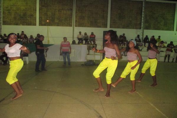 Secretaria de Assistência Social realiza evento para marcar o encerramento das atividades ano 2014 - Imagem 122