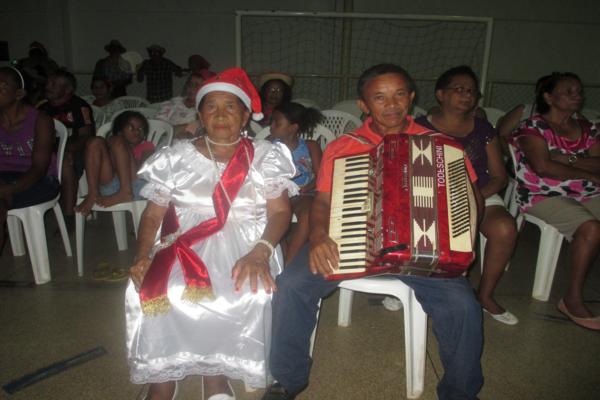 Secretaria de Assistência Social realiza evento para marcar o encerramento das atividades ano 2014 - Imagem 1