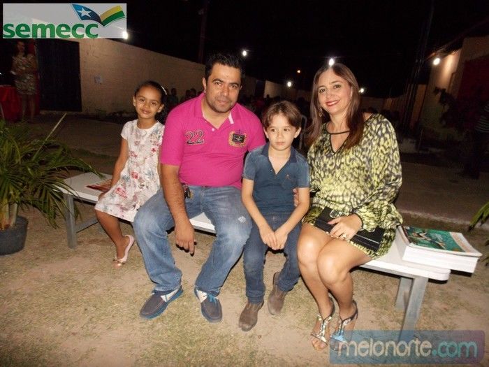   Confraternização de fim de ano aos profissionais da Educação Municipal - Imagem 22