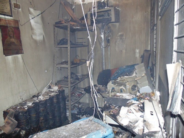 Casa lotérica é arrombada e incendiada em Porto-Pi - Imagem 2