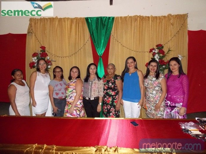   Confraternização de fim de ano aos profissionais da Educação Municipal - Imagem 13