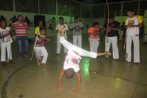 Secretaria de Assistência Social realiza evento para marcar o encerramento das atividades ano 2014 - Imagem 97