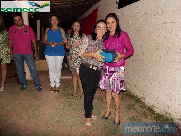   Confraternização de fim de ano aos profissionais da Educação Municipal - Imagem 86