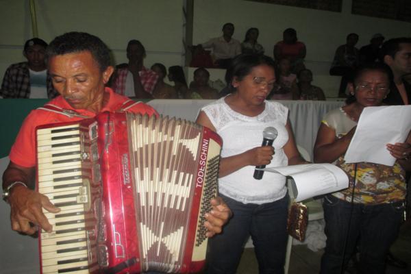 Secretaria de Assistência Social realiza evento para marcar o encerramento das atividades ano 2014 - Imagem 73