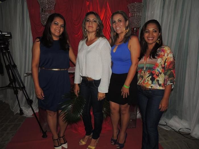 Prefeitura de Água Branca realiza festa de confraternização de fim de ano - Imagem 21