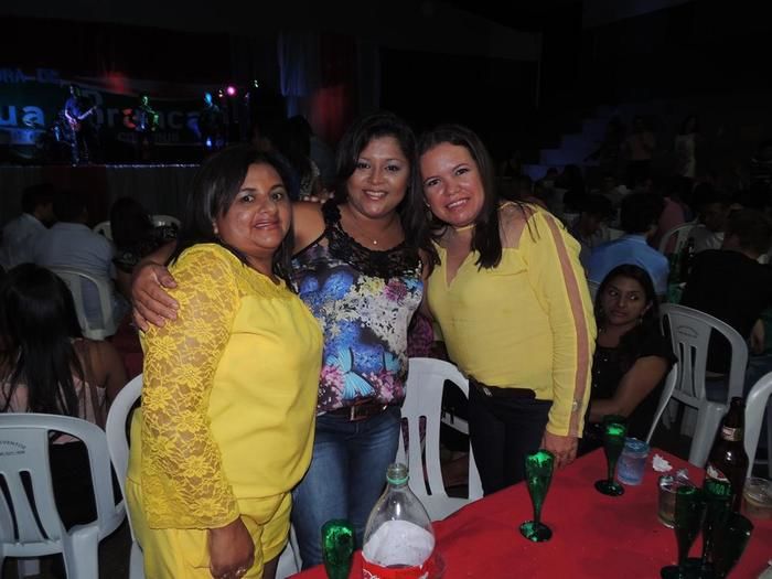 Prefeitura de Água Branca realiza festa de confraternização de fim de ano - Imagem 55