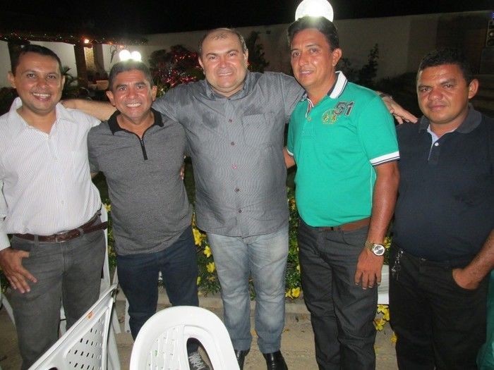 Prefeitos de 20 Cidades Compareceram no Lar Muralha para Forma a Nova Diretoria da AMPAR - Imagem 27