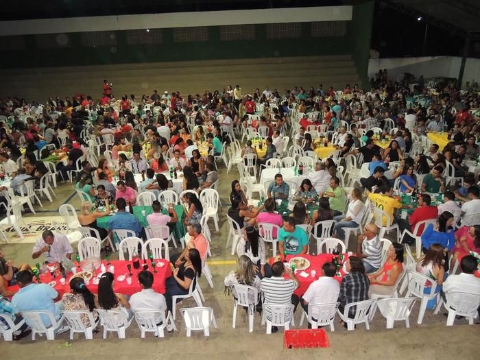 Prefeitura de Água Branca realiza festa de confraternização de fim de ano - Imagem 2