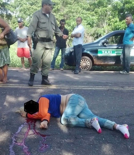 Grave acidente faz vítima fatal após caminhão colidir com moto na BR-135 - Imagem 2